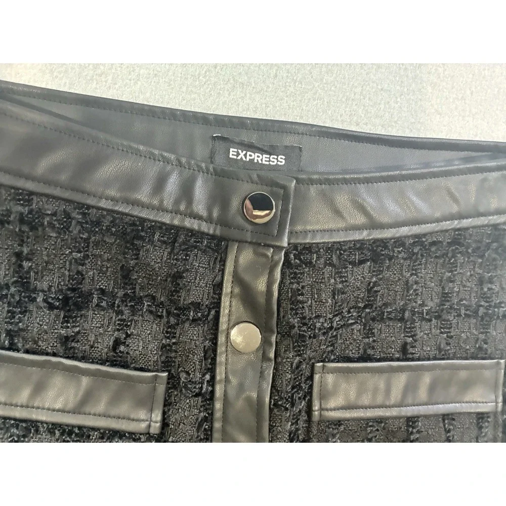 Express Women's 4 High Waist Tweed Mini Skirt Faux Leather & Button Detail Black